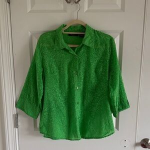 Lemon Grass Studio Size Large Floral paisley Green Women's Top